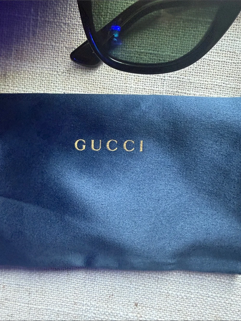 Gucci sunglass pouch and case